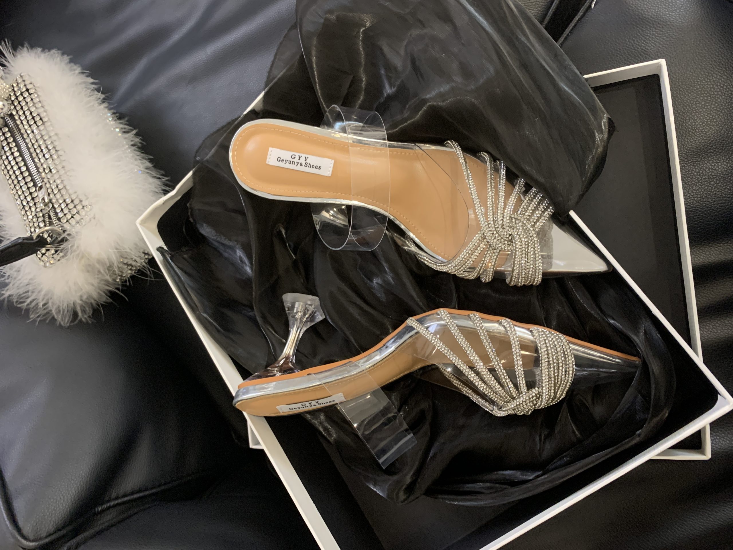 2024 PVC Transparent Crystal Root Net Red New Style Wedding Shoes Cross Rhinestone High Heels Shoes 35-40 - Image 4