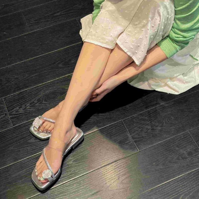 French Rhinestone Transparent One-Strap Fashion Slippers - Image 3