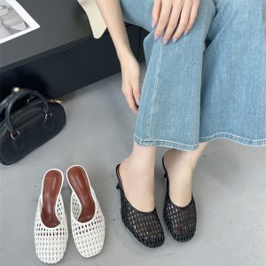 2025 New Closed-Toe Hollow Woven Women's Sandals Slippers